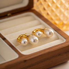 Statement Pearl Earrings