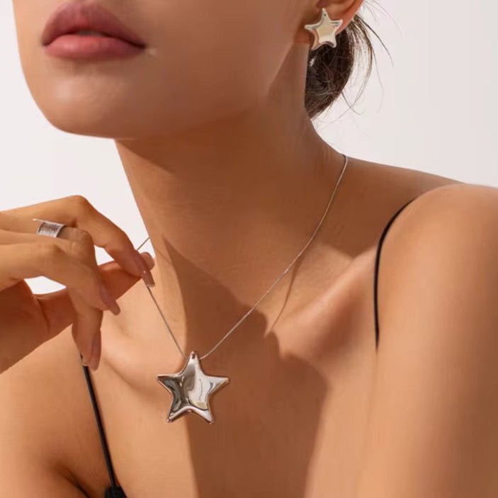 Puffy Star Necklace