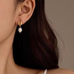 Seashell Pearl Earrings